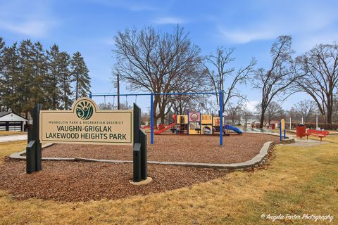 Tiny photo for 127 S Hawthorne Boulevard, Mundelein, IL 60060 (MLS # 12585537)