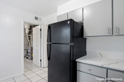 Tiny photo for 127 S Hawthorne Boulevard, Mundelein, IL 60060 (MLS # 12585537)