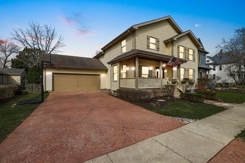 Tiny photo for 114 Hickory Street, Frankfort, IL 60423 (MLS # 12595711)