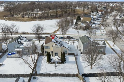 Tiny photo for 760 Normandy Lane, Lake In The Hills, IL 60156 (MLS # 12555592)