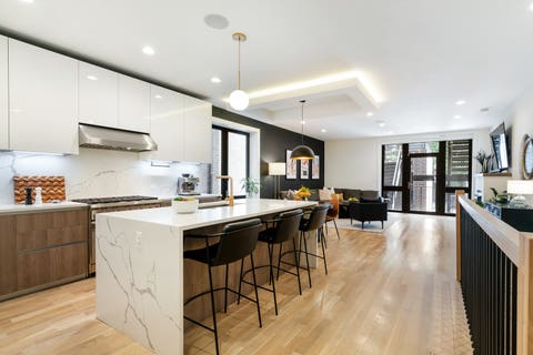 Tiny photo for 1459 W Superior Street #1E, Chicago, IL 60642 (MLS # 12735633)