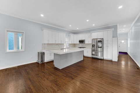 Tiny photo for 1915 Dewey Avenue, Evanston, IL 60201 (MLS # 12622500)