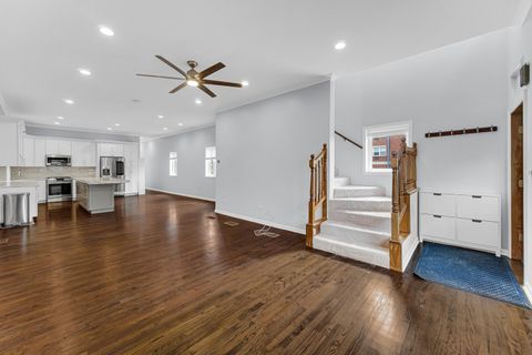 Tiny photo for 1915 Dewey Avenue, Evanston, IL 60201 (MLS # 12622500)