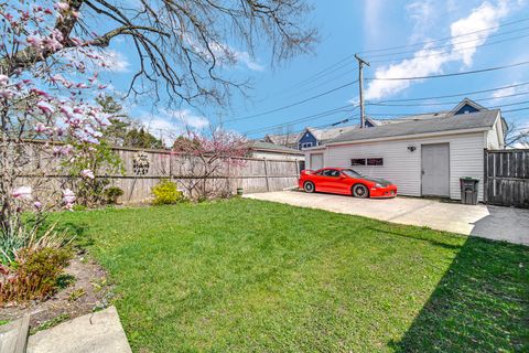 Tiny photo for 1915 Dewey Avenue, Evanston, IL 60201 (MLS # 12622500)