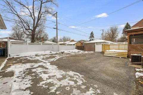 Tiny photo for 11340 S Union Avenue, Chicago, IL 60628 (MLS # 12554620)