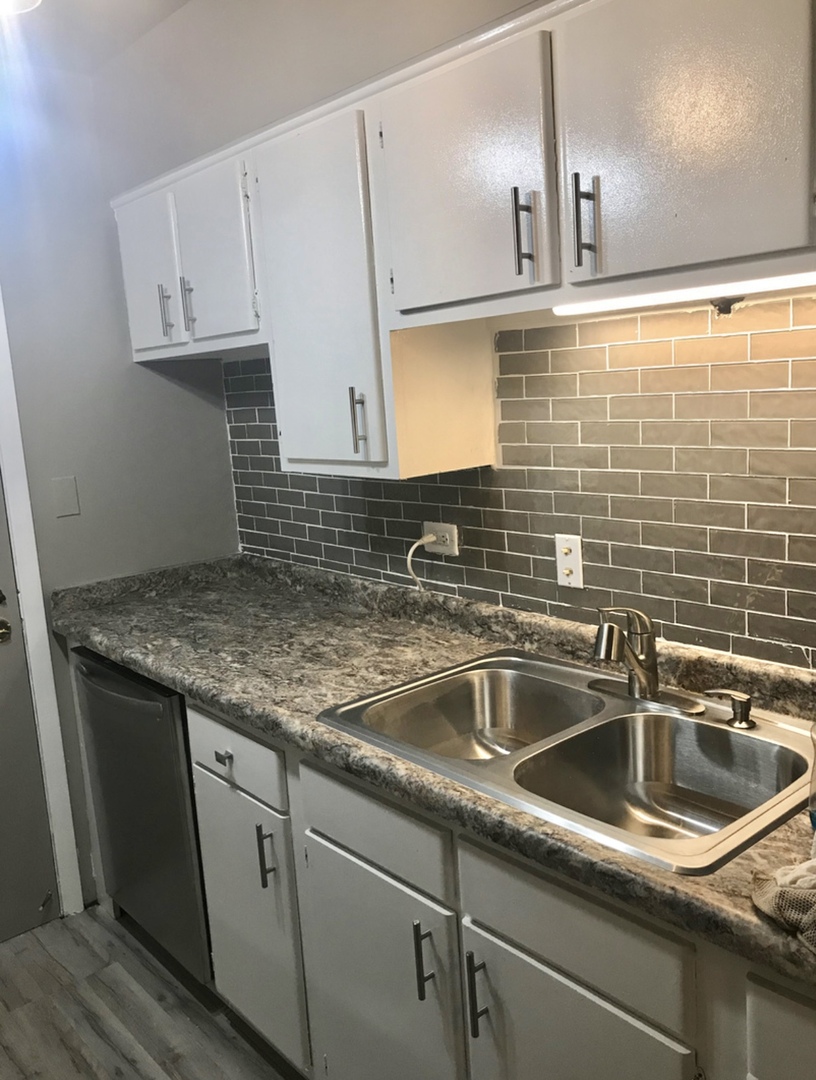 903 Elder Road 10