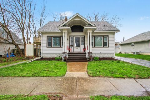 Tiny photo for 120 S Kinzie Street, Thornton, IL 60476 (MLS # 12613169)
