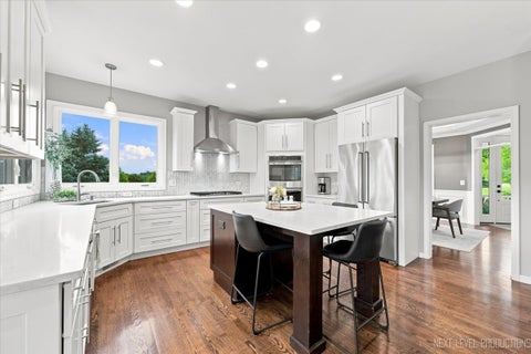 Tiny photo for 40W391 William Cullen Bryant Street, St. Charles, IL 60175 (MLS # 12718606)