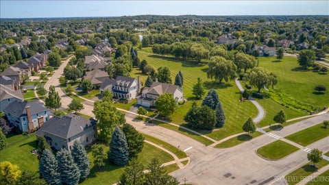 Tiny photo for 40W391 William Cullen Bryant Street, St. Charles, IL 60175 (MLS # 12718606)