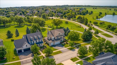 Tiny photo for 40W391 William Cullen Bryant Street, St. Charles, IL 60175 (MLS # 12718606)