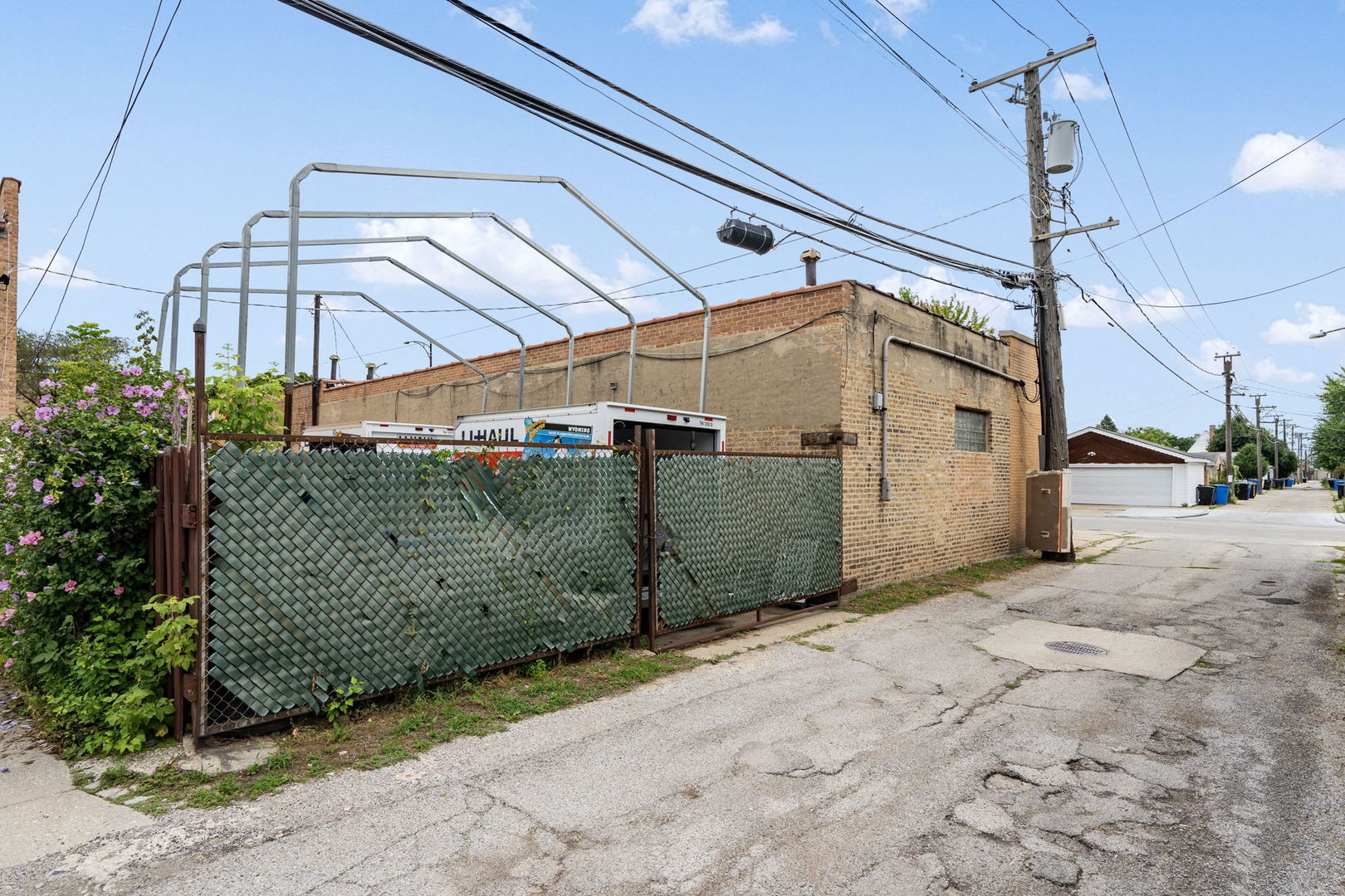 5801 W Montrose Avenue