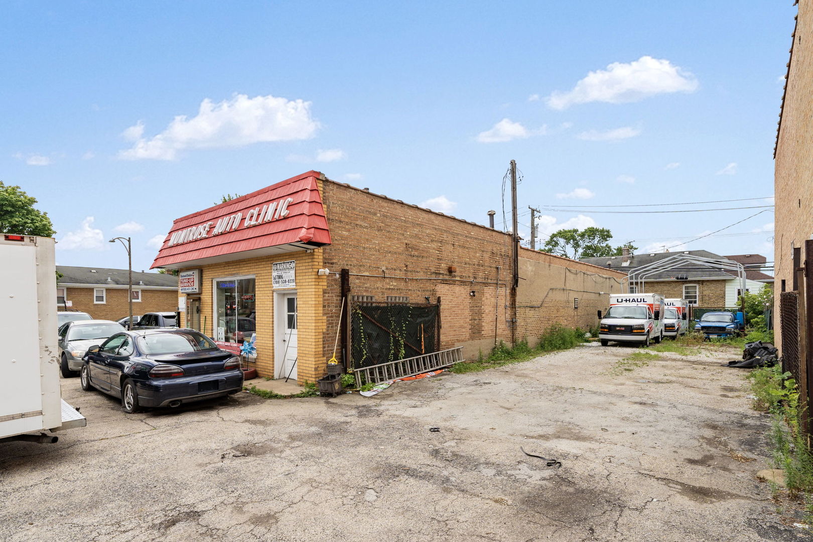 5801 W Montrose Avenue
