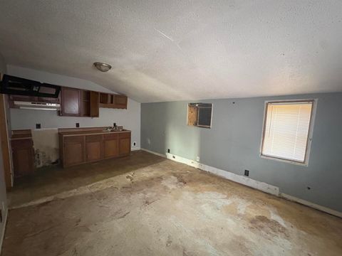 Tiny photo for 3657 Dillinger Rd Road, Carbondale, IL 62901 (MLS # 100000382)