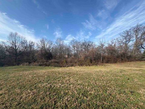 Tiny photo for 3657 Dillinger Rd Road, Carbondale, IL 62901 (MLS # 100000382)