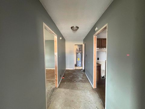 Tiny photo for 3657 Dillinger Rd Road, Carbondale, IL 62901 (MLS # 100000382)