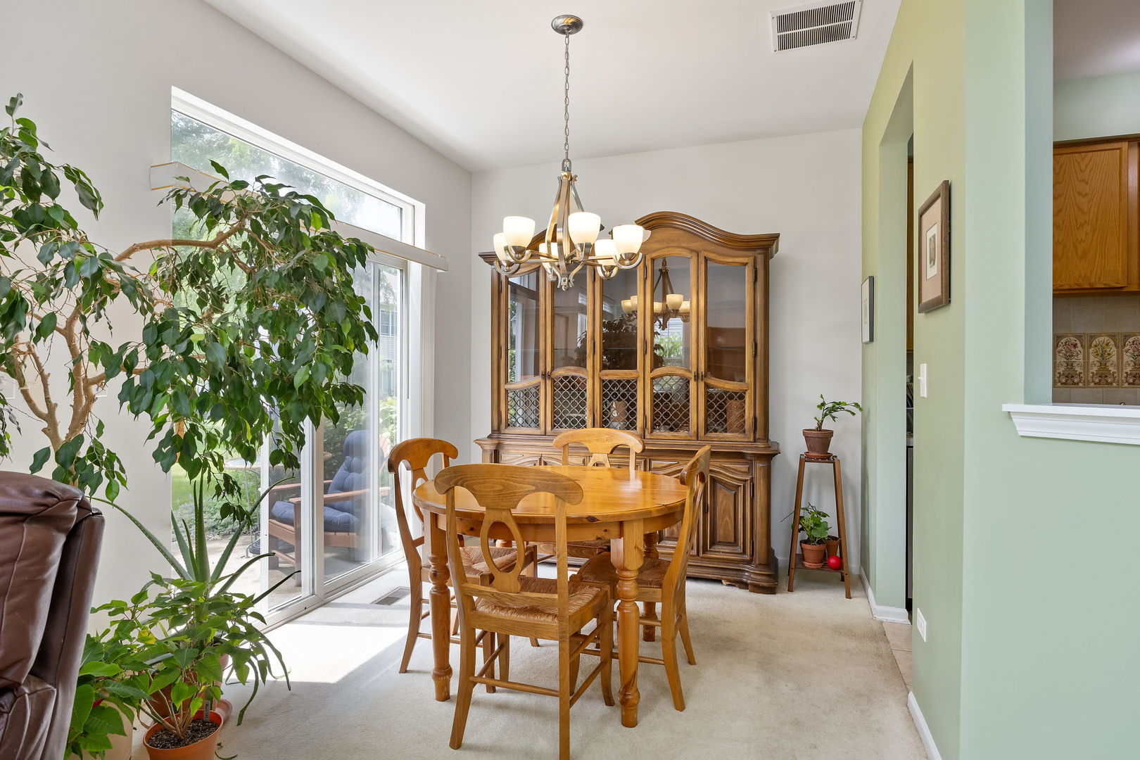 2939 White Thorn Circle 0
