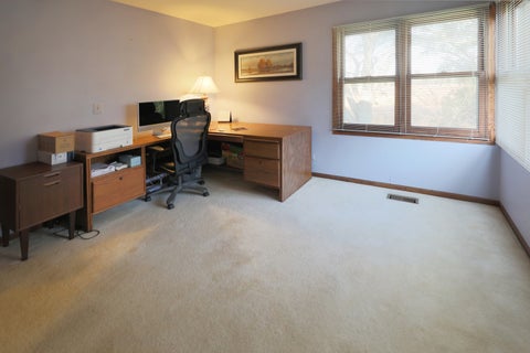 Tiny photo for 620 Ambria Drive, Mundelein, IL 60060 (MLS # 12797508)