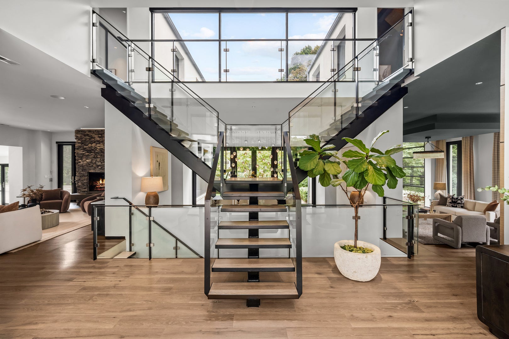 435 Thorne Lane