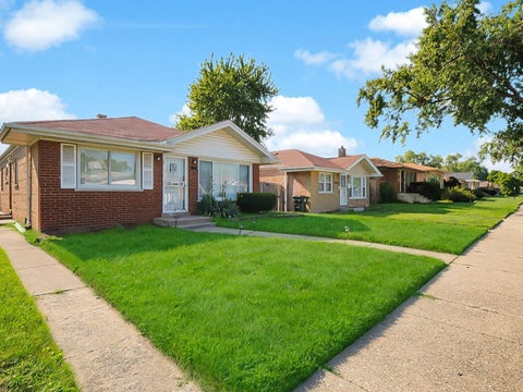 Tiny photo for 14328 Ellis Avenue, Dolton, IL 60419 (MLS # 12725951)