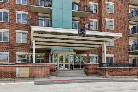 Photo of 9355 Irving Park Road #401, Schiller Park, IL 60176 (MLS # 12649353)