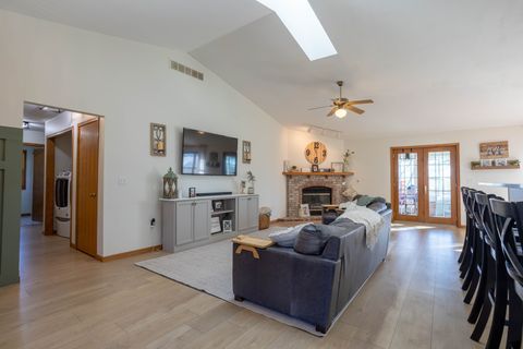 Tiny photo for 1476 County Road 2500 E, Ogden, IL 61859 (MLS # 12571375)