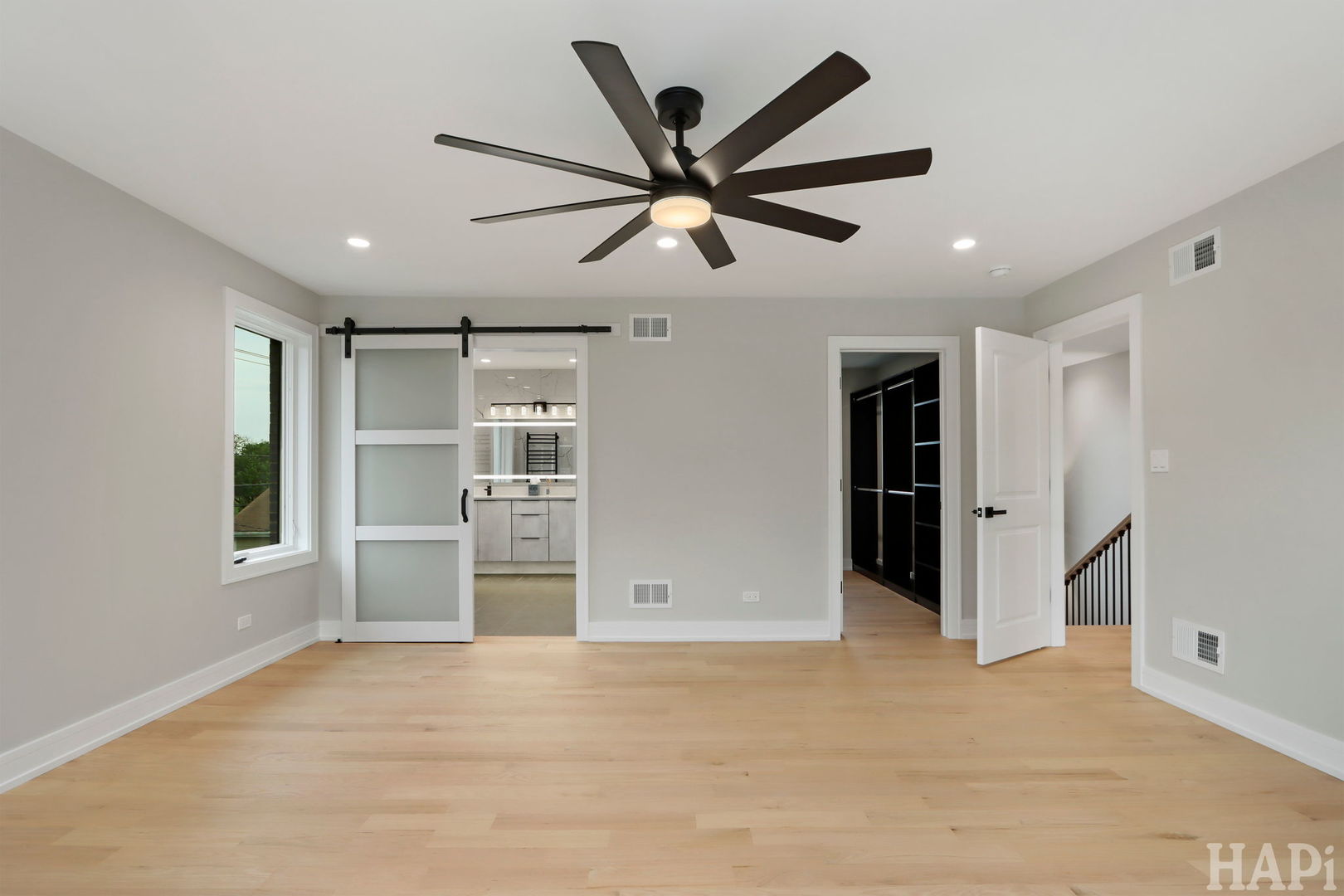 Glenview, Illinois 60025, United States, 5 Bedrooms Bedrooms, ,5 BathroomsBathrooms,Residential,Active,238113