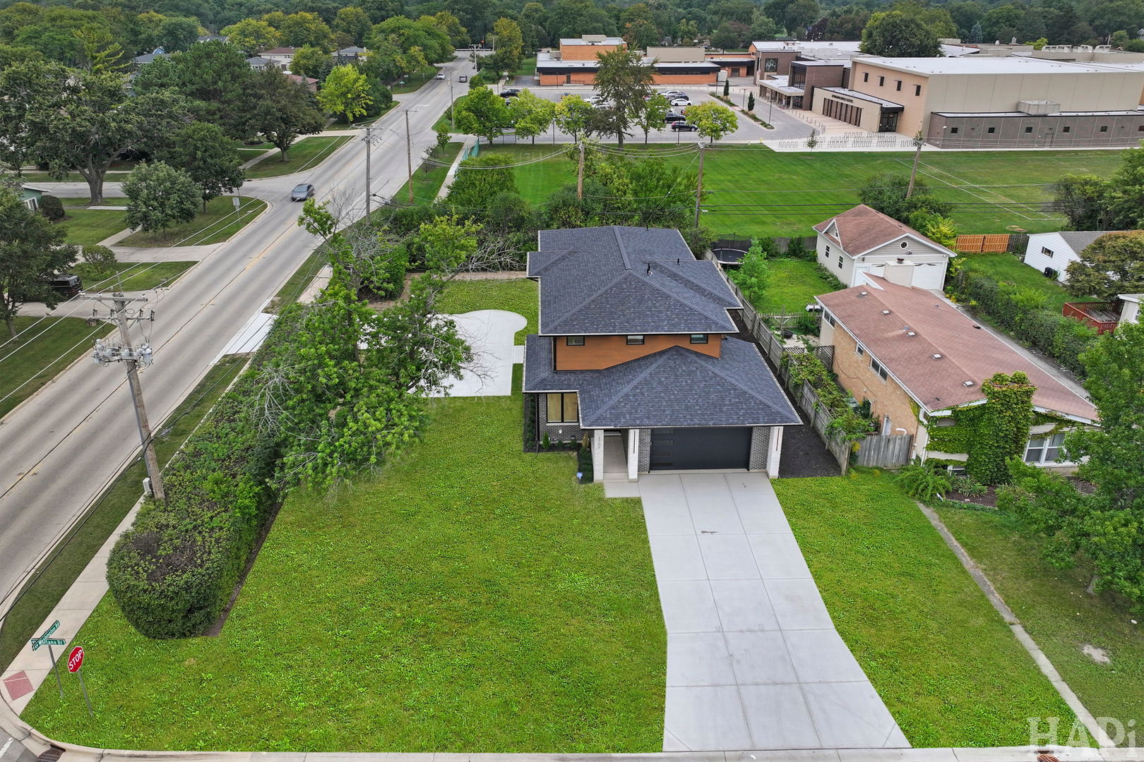 Glenview, Illinois 60025, United States, 5 Bedrooms Bedrooms, ,5 BathroomsBathrooms,Residential,Active,238113