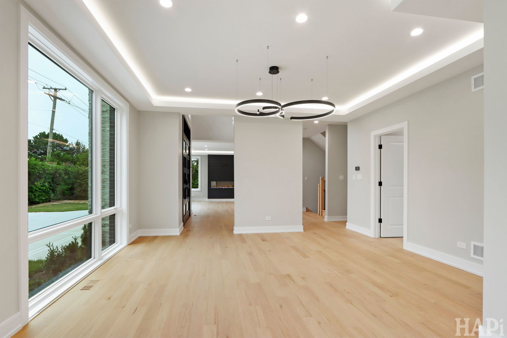 Glenview, Illinois 60025, United States, 5 Bedrooms Bedrooms, ,5 BathroomsBathrooms,Residential,Active,238113