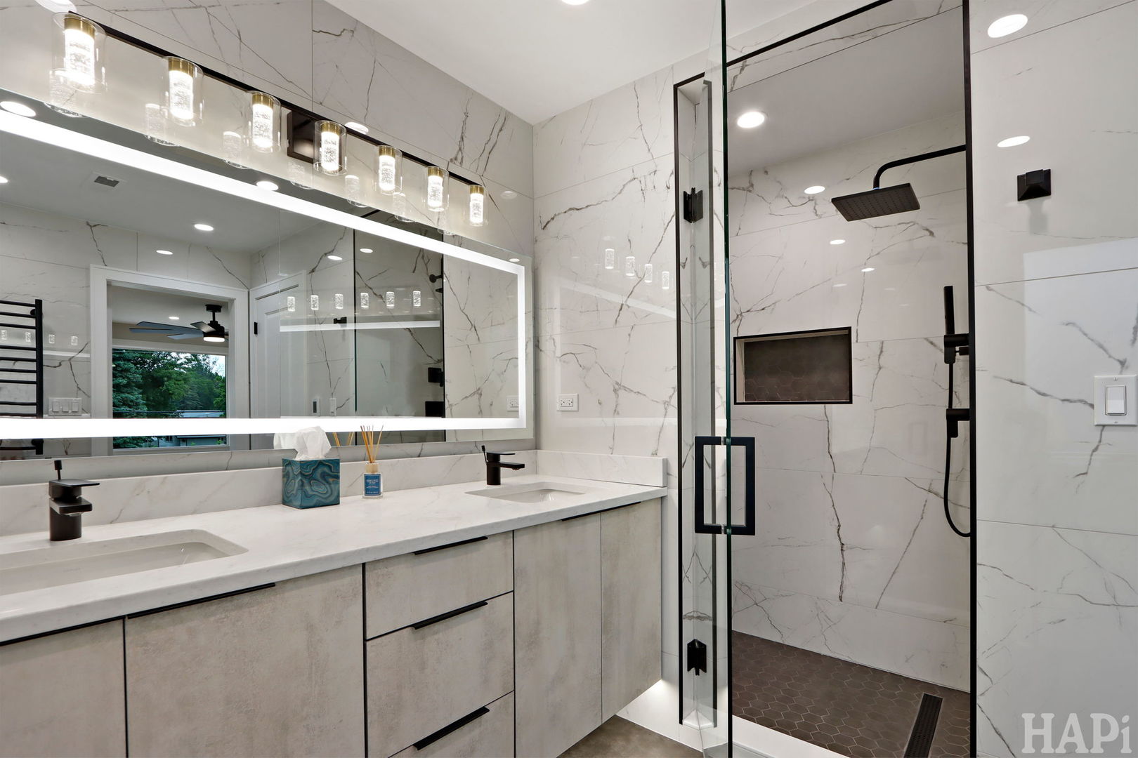 Glenview, Illinois 60025, United States, 5 Bedrooms Bedrooms, ,5 BathroomsBathrooms,Residential,Active,238113