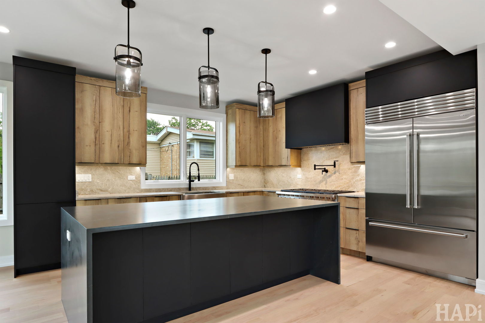 Glenview, Illinois 60025, United States, 5 Bedrooms Bedrooms, ,5 BathroomsBathrooms,Residential,Active,238113