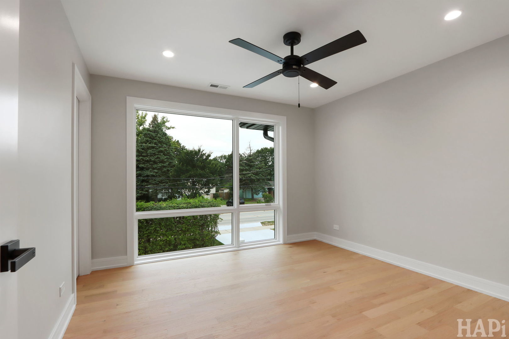 Glenview, Illinois 60025, United States, 5 Bedrooms Bedrooms, ,5 BathroomsBathrooms,Residential,Active,238113