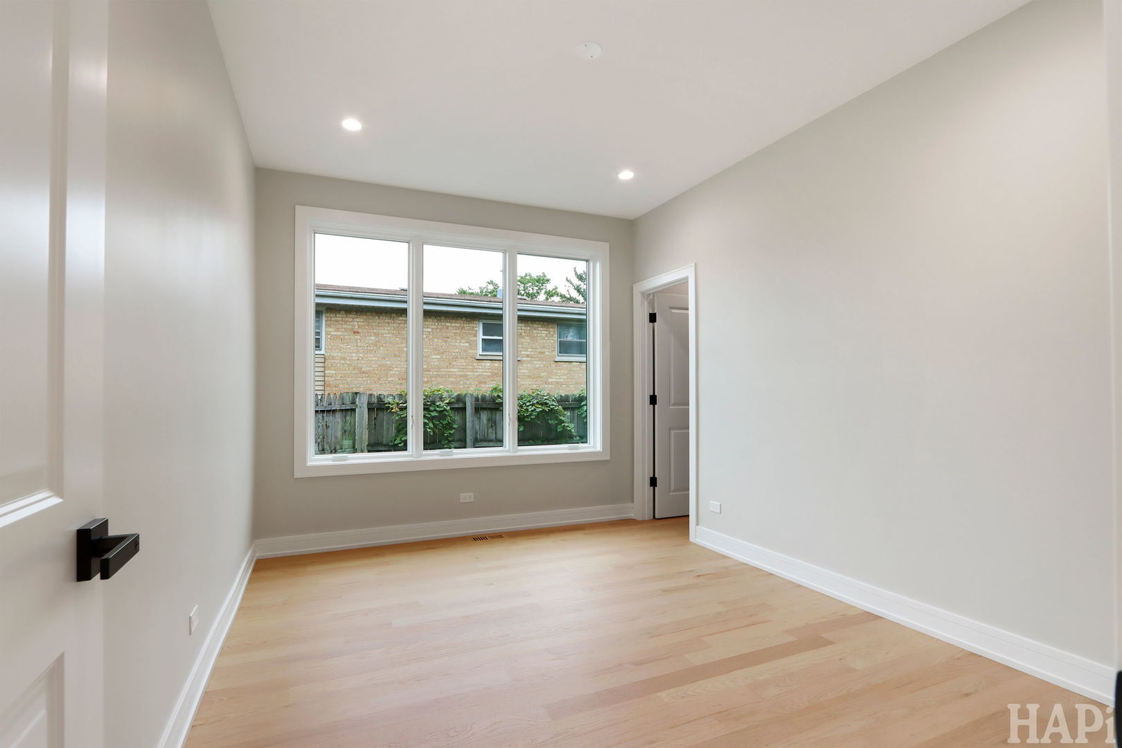 Glenview, Illinois 60025, United States, 5 Bedrooms Bedrooms, ,5 BathroomsBathrooms,Residential,Active,238113