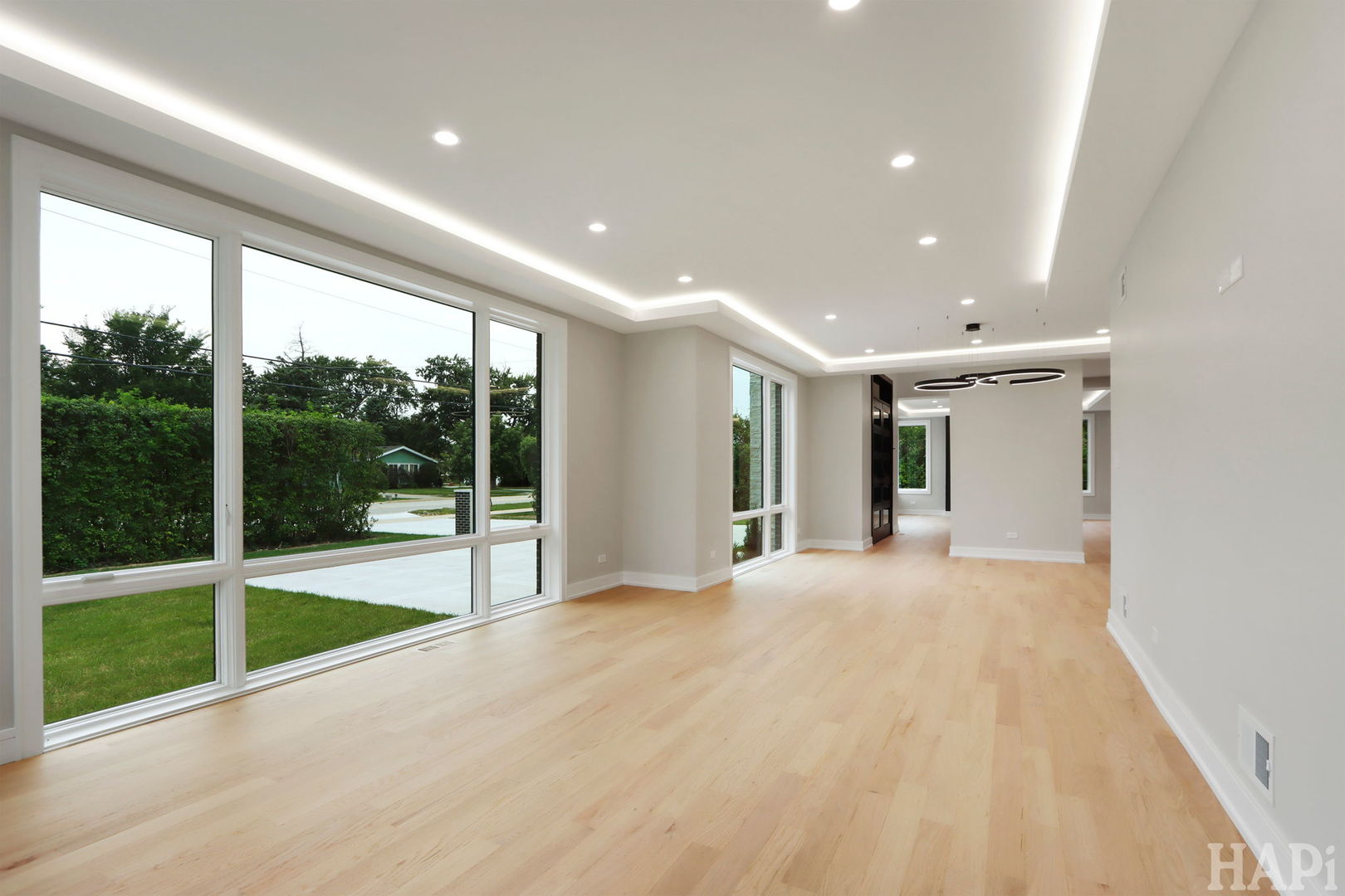 Glenview, Illinois 60025, United States, 5 Bedrooms Bedrooms, ,5 BathroomsBathrooms,Residential,Active,238113