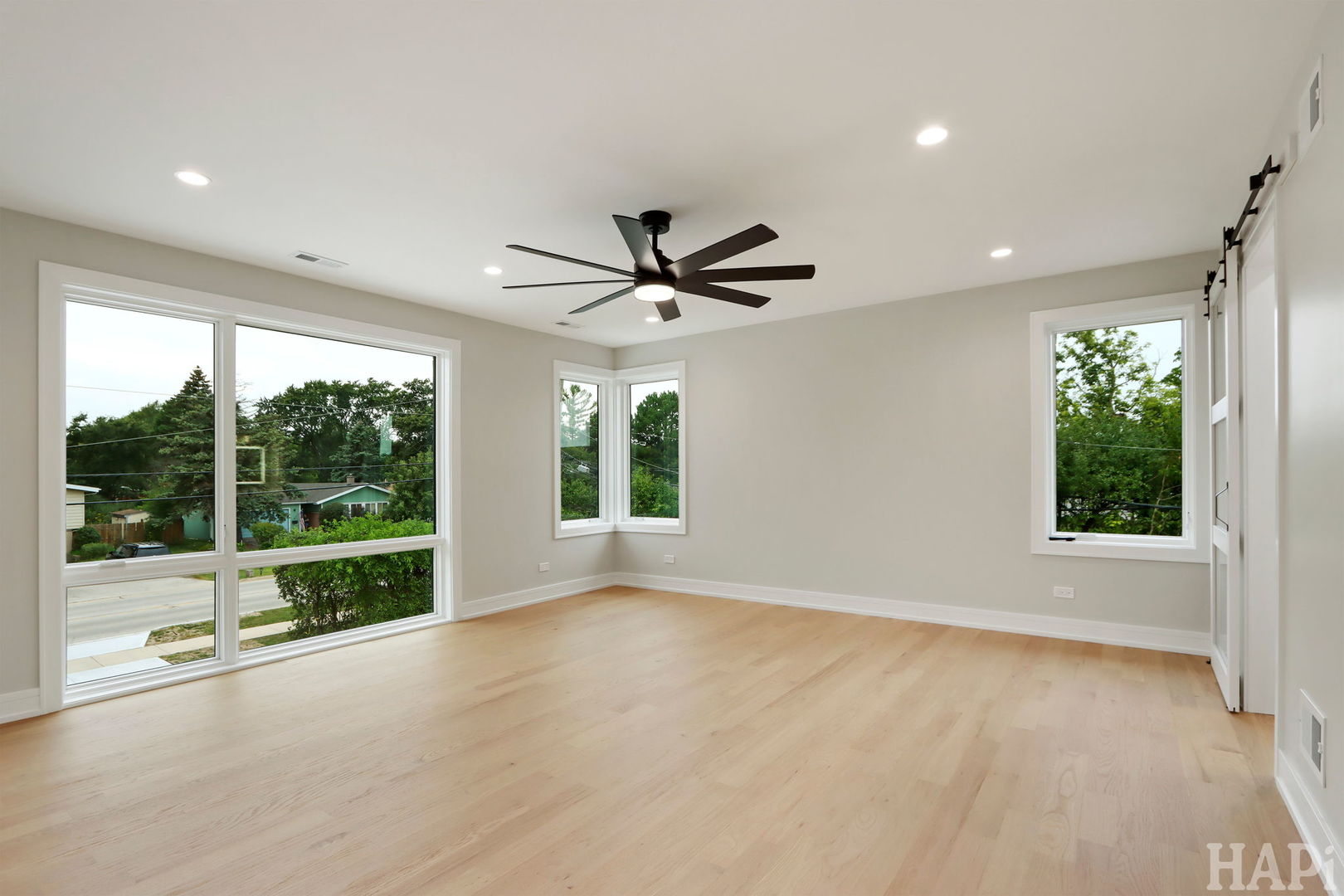 Glenview, Illinois 60025, United States, 5 Bedrooms Bedrooms, ,5 BathroomsBathrooms,Residential,Active,238113