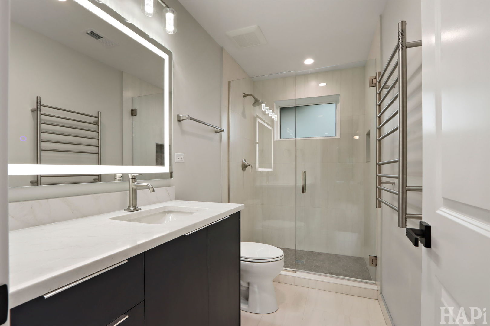 Glenview, Illinois 60025, United States, 5 Bedrooms Bedrooms, ,5 BathroomsBathrooms,Residential,Active,238113