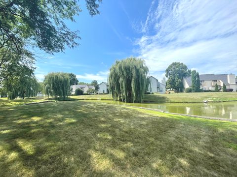 Tiny photo for 651 White Court, Gurnee, IL 60031 (MLS # 12430468)