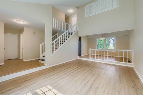 Tiny photo for 651 White Court, Gurnee, IL 60031 (MLS # 12430468)