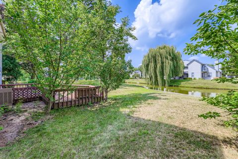 Tiny photo for 651 White Court, Gurnee, IL 60031 (MLS # 12430468)