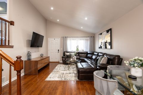 Tiny photo for 204 S Iowa Avenue, Addison, IL 60101 (MLS # 12599926)