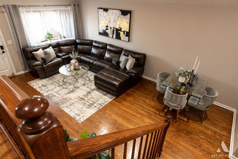 Tiny photo for 204 S Iowa Avenue, Addison, IL 60101 (MLS # 12599926)