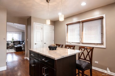 Tiny photo for 204 S Iowa Avenue, Addison, IL 60101 (MLS # 12599926)