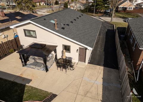 Tiny photo for 204 S Iowa Avenue, Addison, IL 60101 (MLS # 12599926)