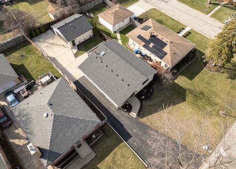 Tiny photo for 204 S Iowa Avenue, Addison, IL 60101 (MLS # 12599926)