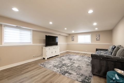 Tiny photo for 204 S Iowa Avenue, Addison, IL 60101 (MLS # 12599926)