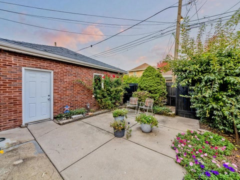Tiny photo for 4137 N Lawler Avenue, Chicago, IL 60641 (MLS # 12783547)