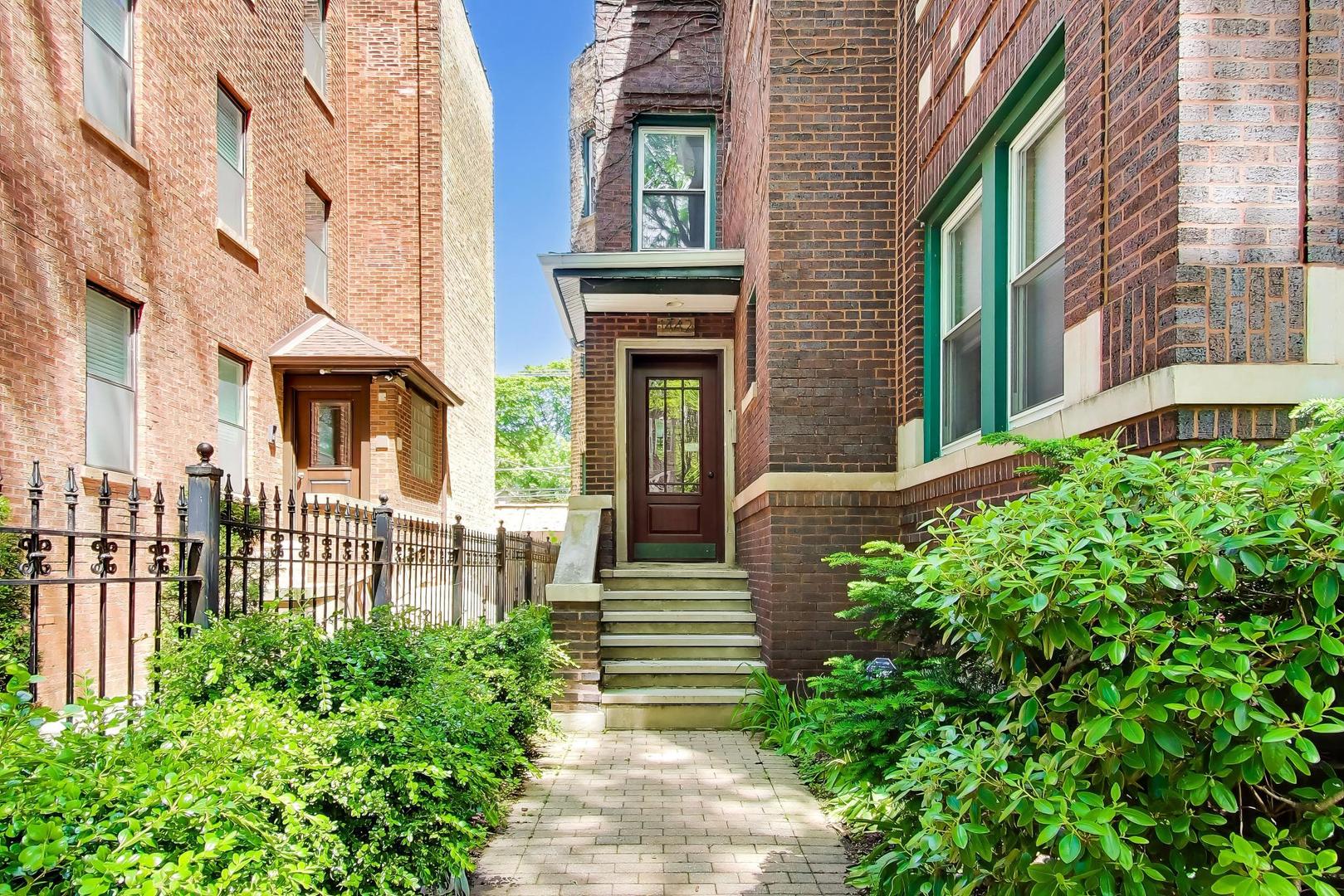 1442 W Jonquil Terrace 3