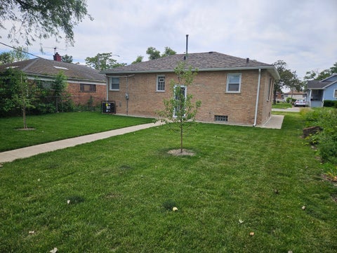Tiny photo for 15229 HONORE Avenue, Harvey, IL 60426 (MLS # 12750624)