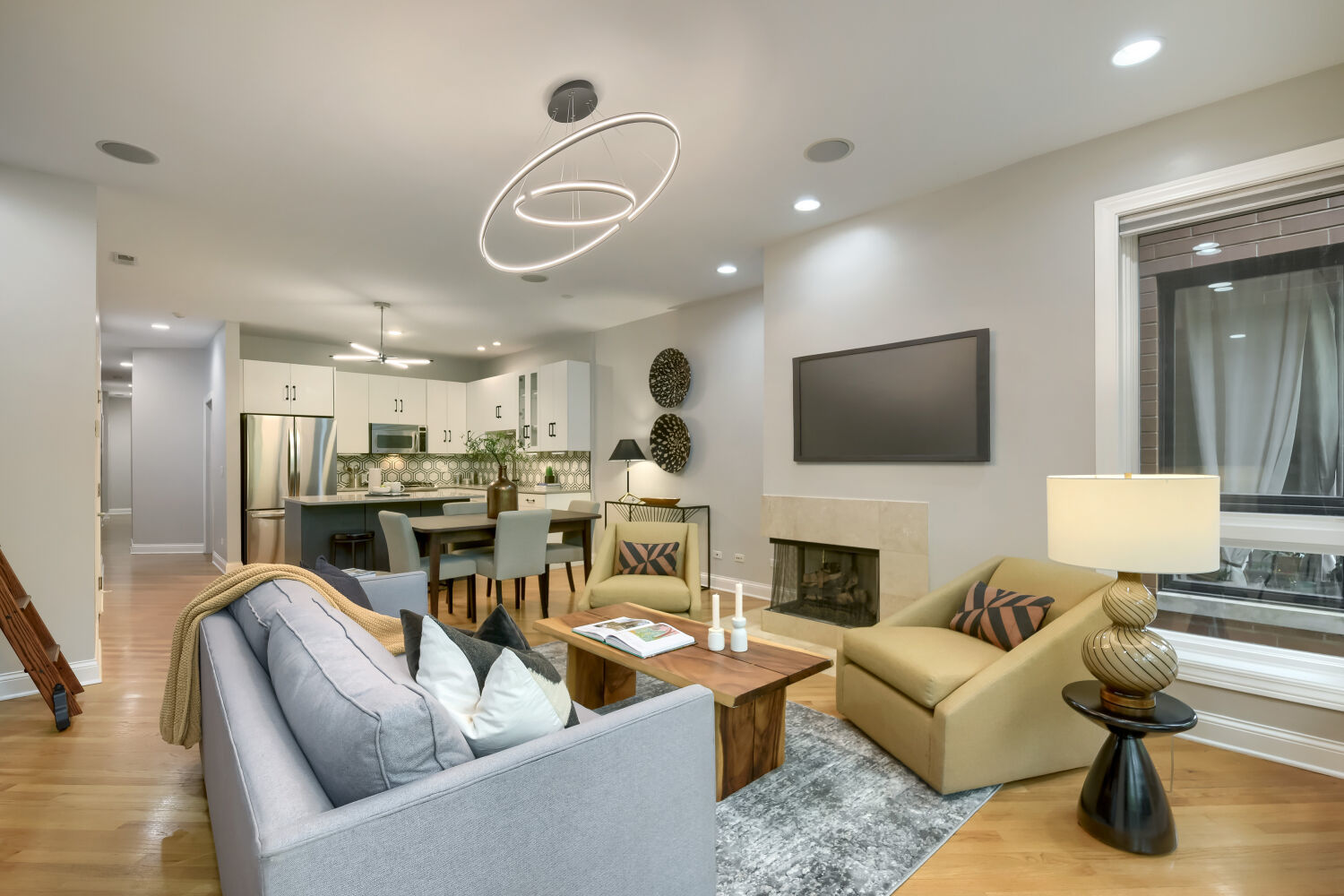 2251 W Wabansia Avenue 306