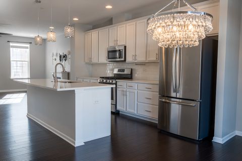 Tiny photo for 2534 Huntleigh Lane, Woodridge, IL 60517 (MLS # 12559479)