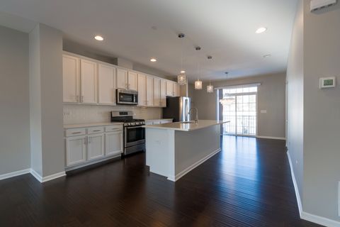 Tiny photo for 2534 Huntleigh Lane, Woodridge, IL 60517 (MLS # 12559479)